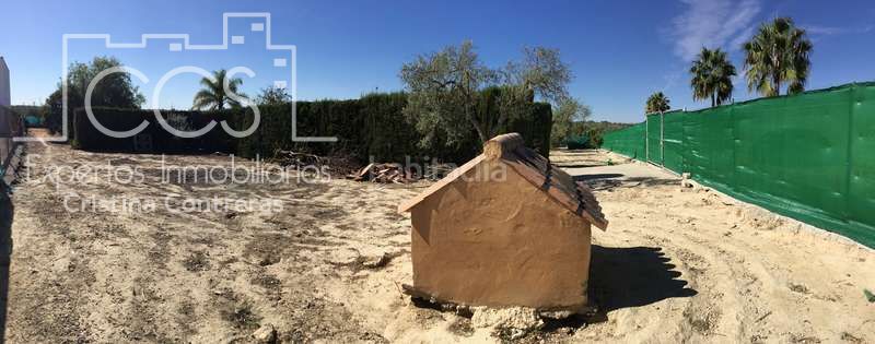 Foto c173861b-d056-4c8b-ad35-c6c110448c54. Masia amb aparcament piscina a Aznalcázar