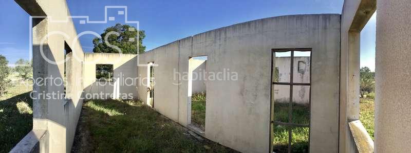Foto 597e2d40-1c2b-497d-bfbb-f9cb3c6ea7df. Masia a Almonte Almonte