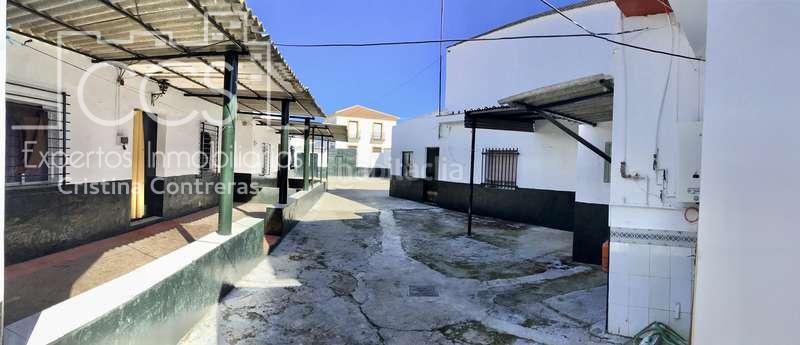 Foto f65d6b97-6276-41f6-a514-fce8cb2152ac. Casa a El Rocío Almonte