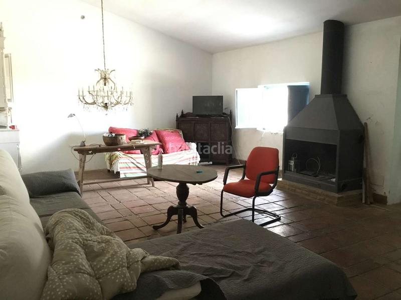 Foto 331c1840-2b04-446a-9237-bd15723e3944. Masía venta de finca de 4.236 m2 de terreno con 4 construcciones en total de 950,75 m2 en sevilla en Huévar