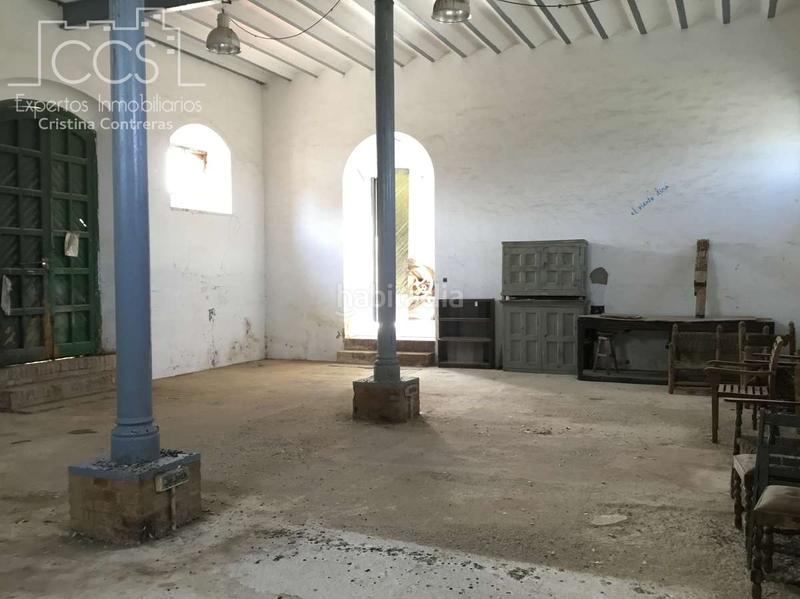 Foto 4c7860b4-d69b-4749-ab54-dc2ad082e8c5. Masía venta de finca de 4.236 m2 de terreno con 4 construcciones en total de 950,75 m2 en sevilla en Huévar
