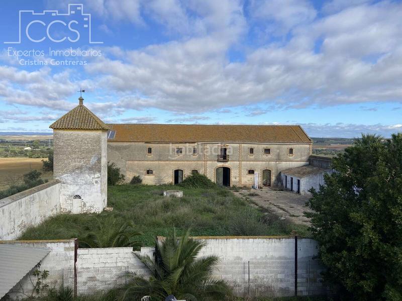 Foto 7ae316ca-0a00-4d57-b35a-120132d2ded4. Masía venta de finca de 4.236 m2 de terreno con 4 construcciones en total de 950,75 m2 en sevilla en Huévar