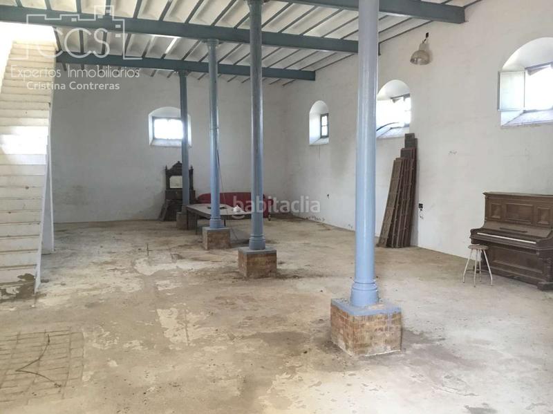 Foto d7999054-5b1a-4d48-86ac-bb0edbc0688f. Masía venta de finca de 4.236 m2 de terreno con 4 construcciones en total de 950,75 m2 en sevilla en Huévar