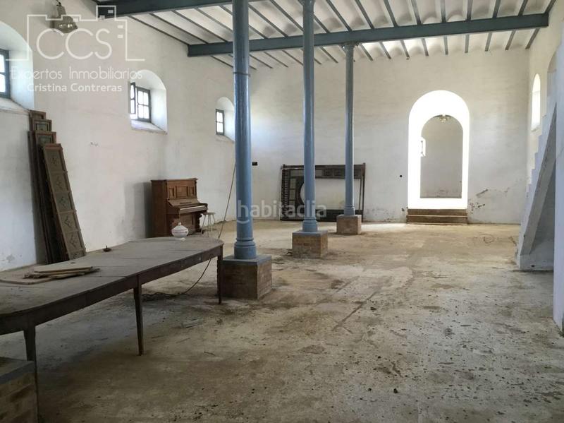 Foto ddf7abd8-db5c-4190-92d2-38bc623c15d3. Masía venta de finca de 4.236 m2 de terreno con 4 construcciones en total de 950,75 m2 en sevilla en Huévar