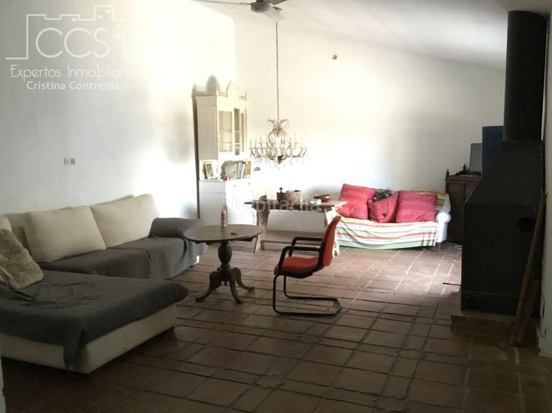 Foto f8cf69c6-6592-480e-a7fd-4755d9d3627a. Masía venta de finca de 4.236 m2 de terreno con 4 construcciones en total de 950,75 m2 en sevilla en Huévar