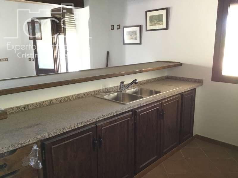 Foto 084f7a7c-64a0-4ab0-b96c-b2db499ef150. Masia a Almonte Almonte