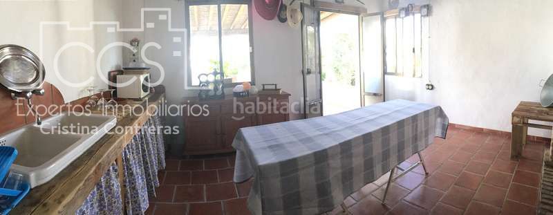 Foto 84025300-a6a2-4b2c-be4a-9fe23cf3e0e2. Masia amb piscina a Pilas