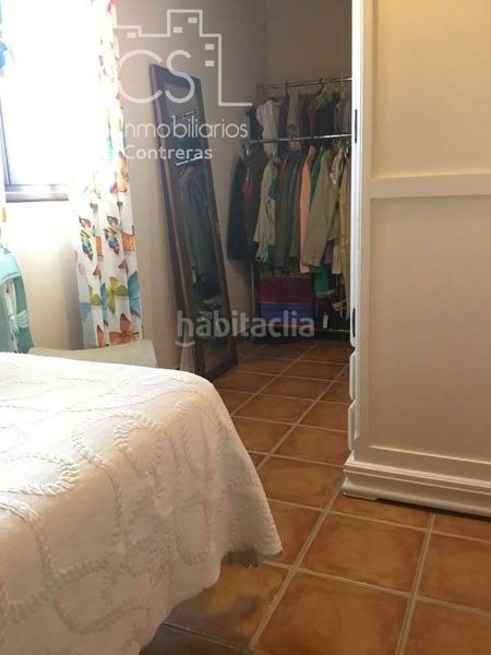 Foto c4b2bfd6-ac94-42e9-ac48-6237322f93b2. Masia amb piscina a Pilas