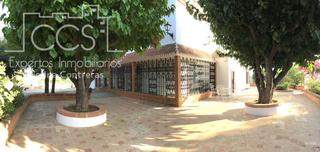 Masia a Villanueva del Ariscal. Venta de finca de 11.000 m2 de terreno y 450 m2 construidos en v