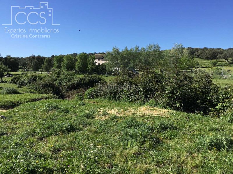 Foto a71acbff-f15d-4e94-8cd4-2961ac32d65d. Masia amb piscina a Pedroso (El)