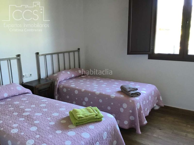 Foto e881ee64-cdd4-465a-8f19-420a927bc5e7. Masia amb piscina a Pedroso (El)
