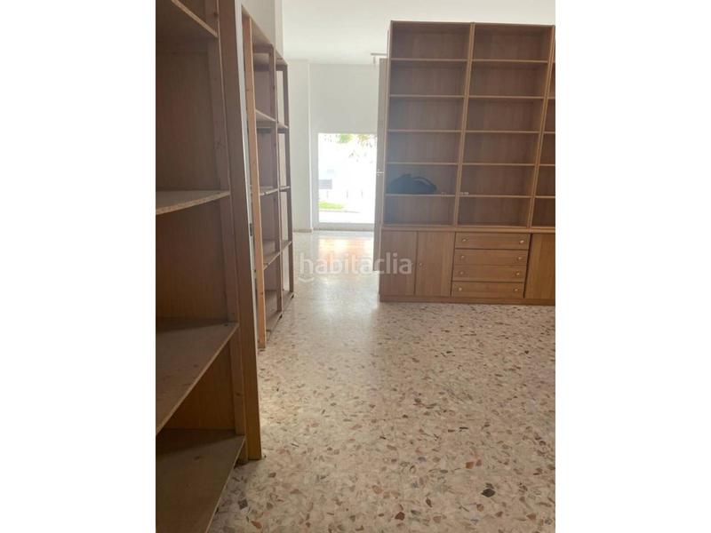 Foto 603598b1-4b94-49da-8d1b-3935d498ed7d. Local comercial a Nuevo Parque - Los Rosales - Tráfico Pesado Huelva