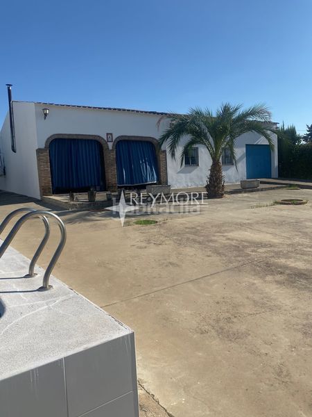 Foto 78675e6b-6ca6-4c76-a447-b75032448b38. Xalet amb calefacció aparcament piscina a El Higuerón Córdoba