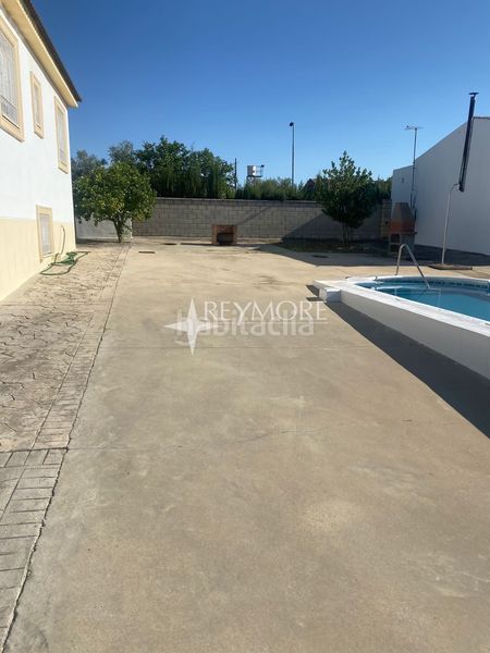 Foto eef22ec4-38d2-4ebc-8e6d-77b8ee8aff78. Xalet amb calefacció aparcament piscina a El Higuerón Córdoba