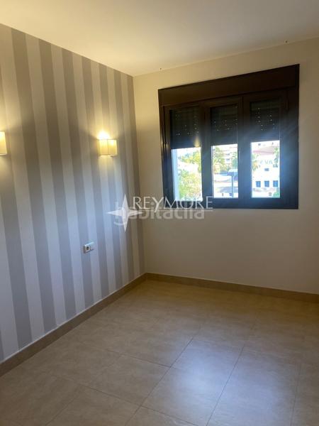 Foto 8aa29111-8bb0-45be-b236-0534a0e480e5. Rent flat with heating parking in Huerta de la Reina - Trassierra Córdoba