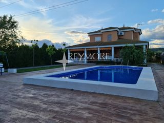 Affitto Chalet in Villarrubia. Chalet zona villarrubia