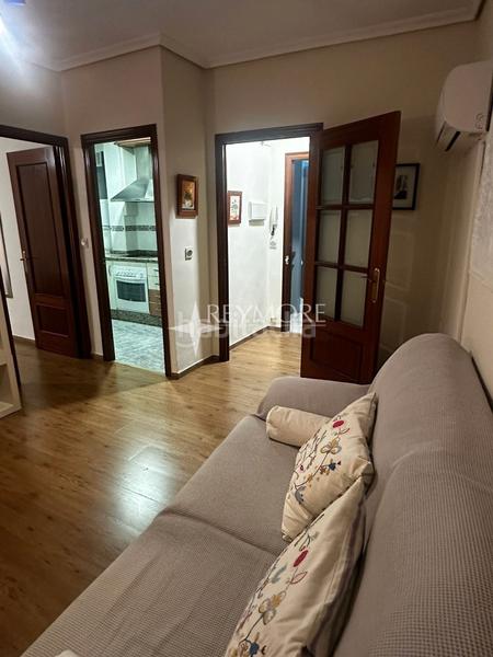 Foto cdb74f50-5f5b-4fcd-ba91-e5c7bb649897. Flat with heating in Centro Córdoba