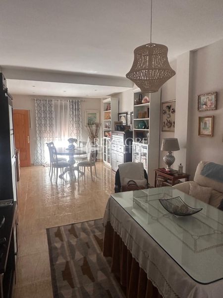 Foto fc650f59-ec97-48c1-9dbc-f1ca43d52378. Casa amb calefacció aparcament a Victoria (La)