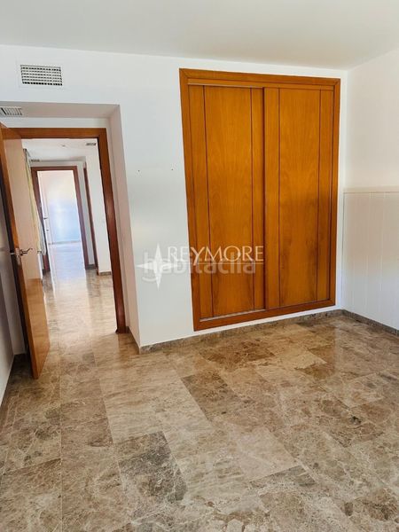 Foto e268a145-bb33-4838-8de4-b91bb8ab2cef. Casa amb calefacció aparcament piscina a Alcolea Córdoba