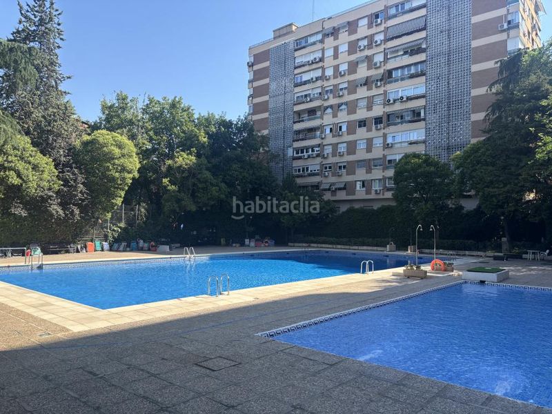 Foto d44bfb98-3ae7-4b5a-a22d-81de0151666f. Pis amb calefacció piscina a Colina Madrid