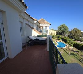 Lloguer Àtic  Calle río duero. Se alquila ático-duplex en nueva andalucía