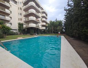 Pis  Calle irs. Se vende apartamento en nueva andaluca