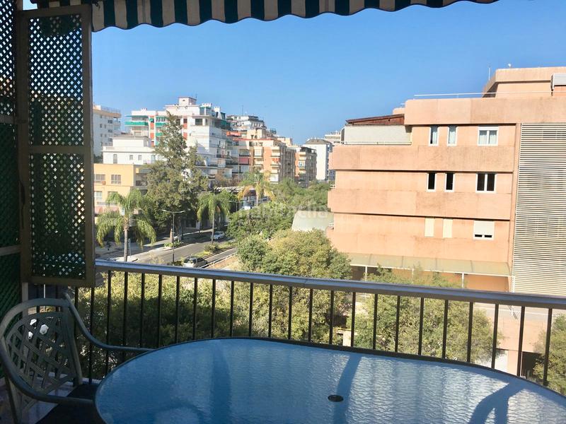 Foto 010244cf-8bef-4770-8a00-9d1d2b1e3b34. Rent flat in Playa de la Fontanilla Marbella