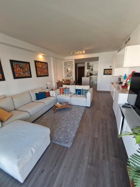 Foto 78b0f690-cd2c-42f3-a20a-fad400aece92. Piso se vende piso en en puerto de Estepona Estepona