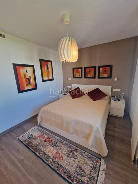 Foto c02d3053-aba4-4da7-ab3d-cefe441c8778. Piso se vende piso en en puerto de Estepona Estepona