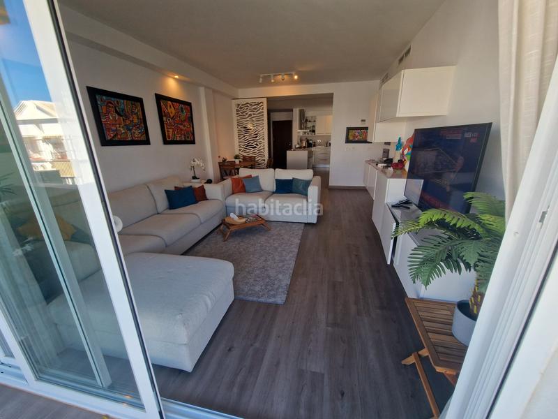 Foto f6f4c90f-fb91-4198-842a-56bd17df836d. Piso se vende piso en en puerto de Estepona Estepona