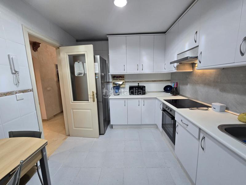 Foto 9f7e1007-ab1d-49ee-8b0c-2276dc2c255e. Appartamento con camino parcheggio piscina in Sierra Blanca Marbella