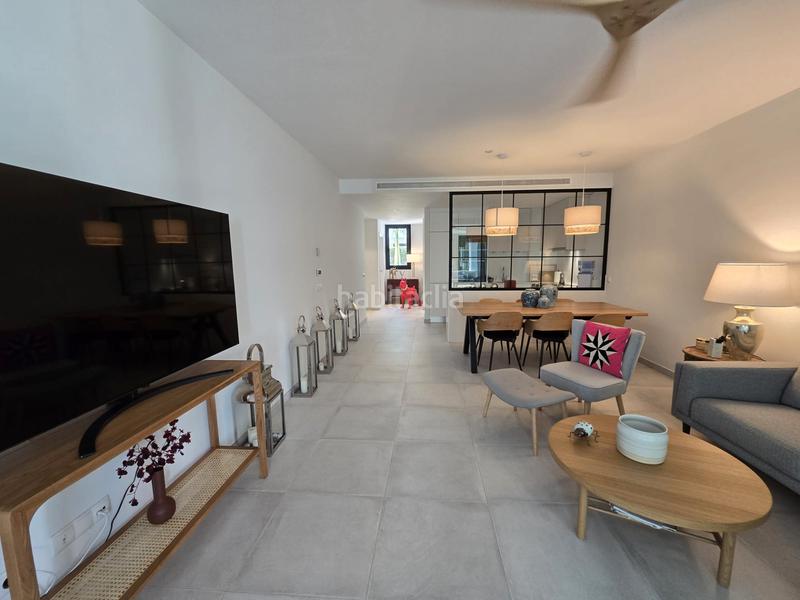 Foto 056aee0b-e392-48df-9408-1f7a4894a567. Piso se vende elegante piso en el paraíso barronal en Estepona