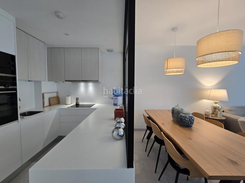 Foto 2d992498-dd30-402f-ab4d-e0daa6ae3495. Piso se vende elegante piso en el paraíso barronal en Estepona