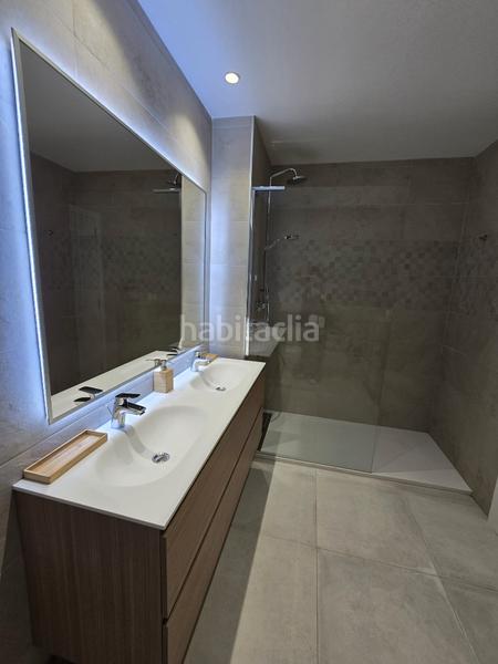 Foto 796130ca-b8b2-4549-89d7-9298c54de4a4. Piso se vende elegante piso en el paraíso barronal en Estepona