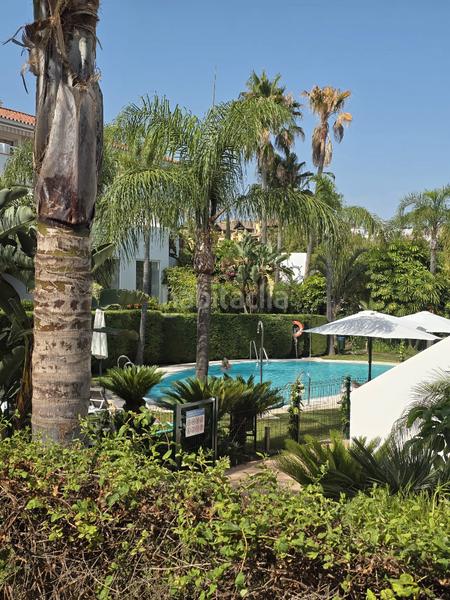 Foto a464aab8-6ca4-49f8-9743-4325e78579b7. Piso se vende elegante piso en el paraíso barronal en Estepona