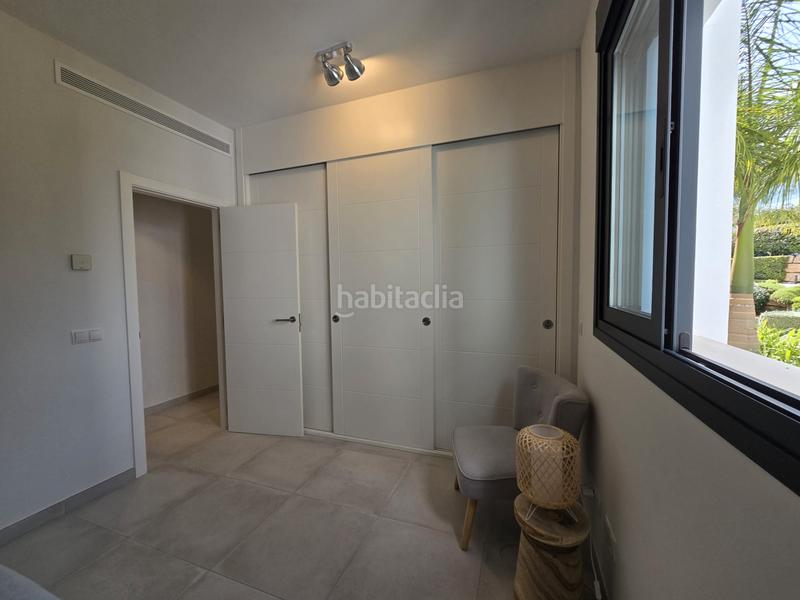 Foto c04163b0-0de4-4c52-8db3-9cd514a4efe8. Piso se vende elegante piso en el paraíso barronal en Estepona