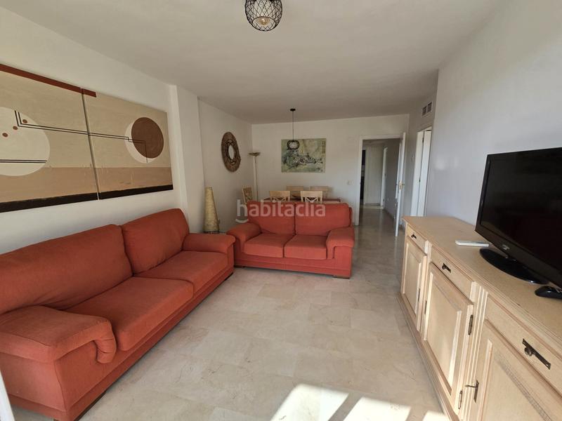 Foto f23cc3a1-4aad-4743-89c5-d470827e905c. Lloguer pis amb aparcament piscina a los jardines de Marbella - la ermita Marbella