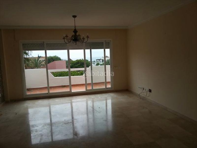 Foto d39cf0cf-abc8-4eaa-a72d-eaaf152fce10. Affitto appartamento con parcheggio piscina in Romana Playa Marbella