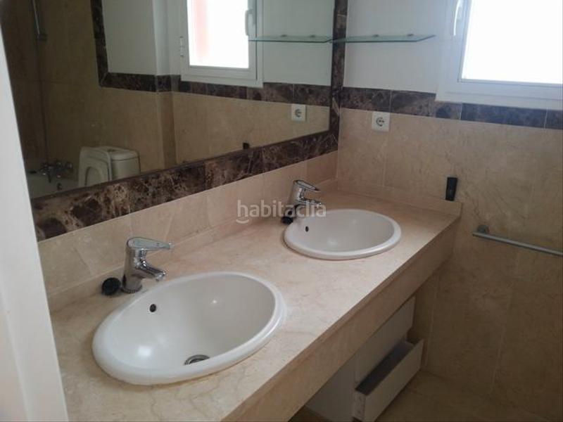 Foto e49ef6c9-644c-44bb-808a-0cd049490f6c. Affitto appartamento con parcheggio piscina in Romana Playa Marbella