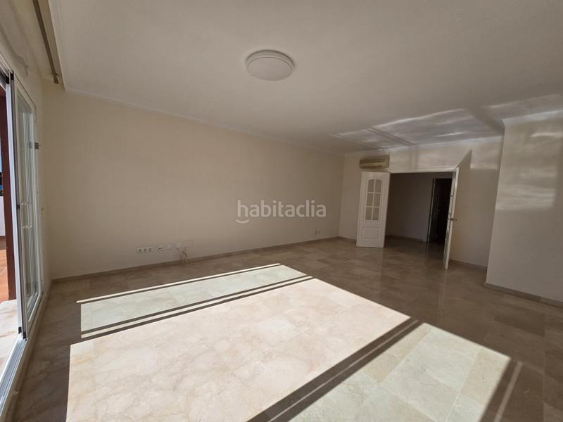 Foto 1e70ce9d-61ff-4d3c-8e1d-a16301a44070. Miete appartement mit parking pool in Romana Playa Marbella