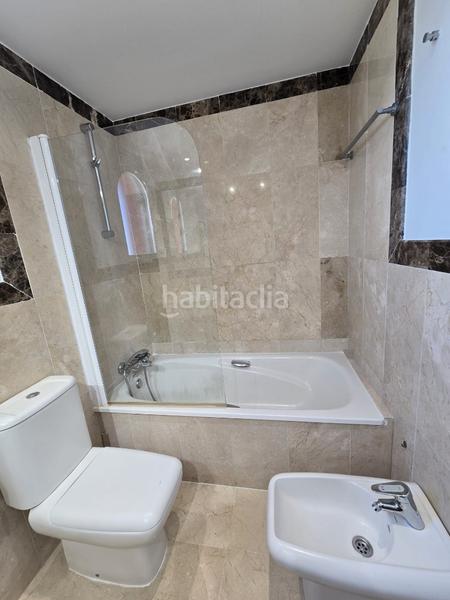 Foto 30defab9-917b-445b-bb9b-c1234b0d6b61. Miete appartement mit parking pool in Romana Playa Marbella