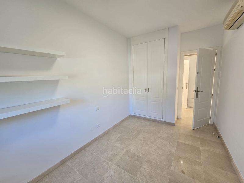 Foto 8f84d879-47bc-4d1d-896b-f92cec315c29. Miete appartement mit parking pool in Romana Playa Marbella