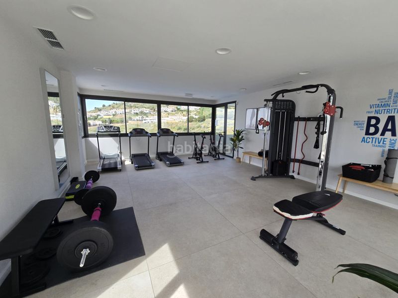 Foto 64ac07c8-7127-445f-9b92-bf9c77bfe579. Casa aparellada amb aparcament piscina a Riviera del Sol Mijas