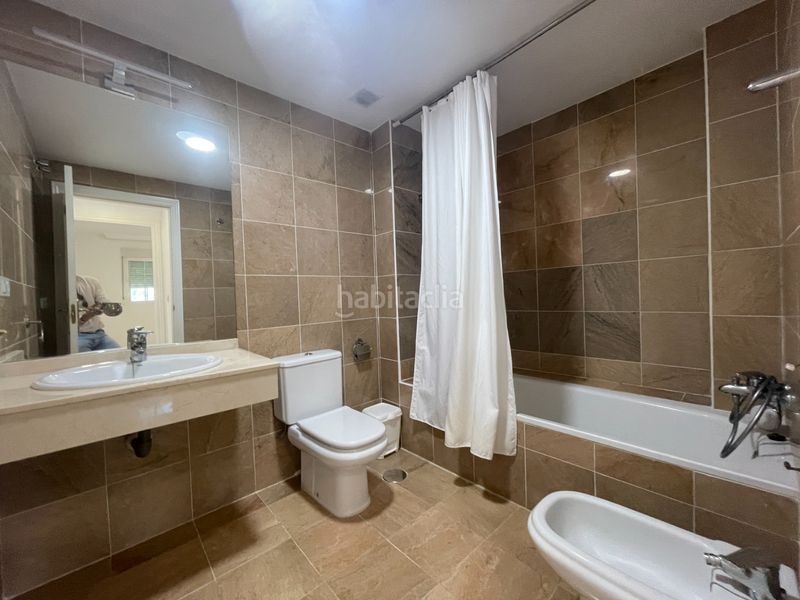 Foto 3d1fa022-45a6-4f28-be4e-af8a5c16333d. Pis amb aparcament piscina a Romana Playa Marbella