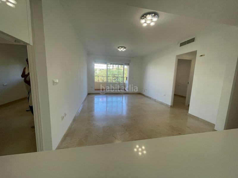 Foto 70f3c191-0872-46c9-8914-eb291c4d2348. Pis amb aparcament piscina a Romana Playa Marbella