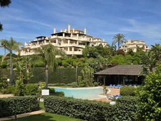 Pis  Urbanizaci�n capanes norte. Se vende precioso piso en capanes del golf
