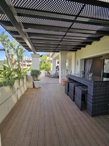 Foto 6ac4e8d4-d385-4d68-98ec-cad8a1732bbf. Pis amb aparcament piscina a los arqueros - puerto del almendro Benahavís