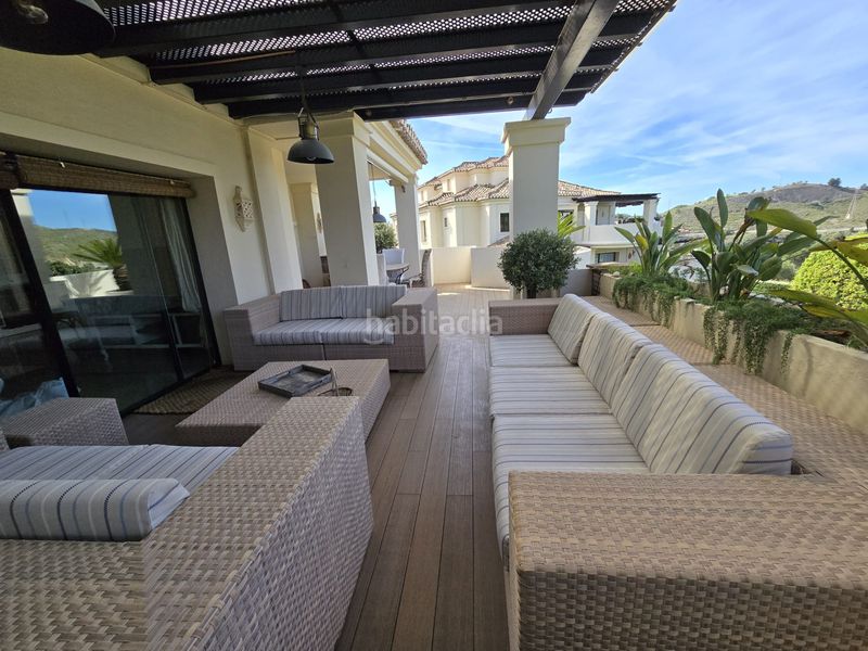 Foto a1cbdb7a-a81a-476a-98b7-e0f456b96a55. Pis amb aparcament piscina a los arqueros - puerto del almendro Benahavís