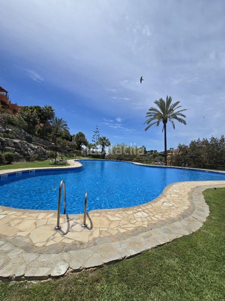 Foto 47a3f99f-6bec-408d-94c9-05ae699d9e12. Flat with parking pool in reserva de Marbella Marbella