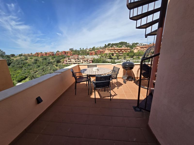 Foto b121301c-a81f-4774-a6dd-f8d38e407b7c. Flat with parking pool in reserva de Marbella Marbella